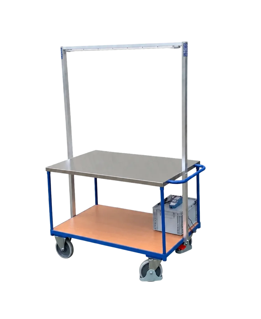 Laag model keurwagen met verlichting en stroomvoorziening